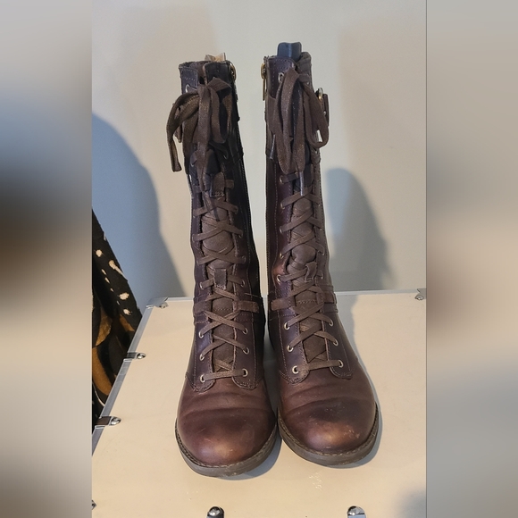 Timberland Earthkeepers Boots - Picture 2 of 4